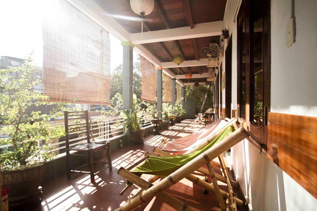 Vietnam Backpacker Hostels - フエ エクステリア 写真