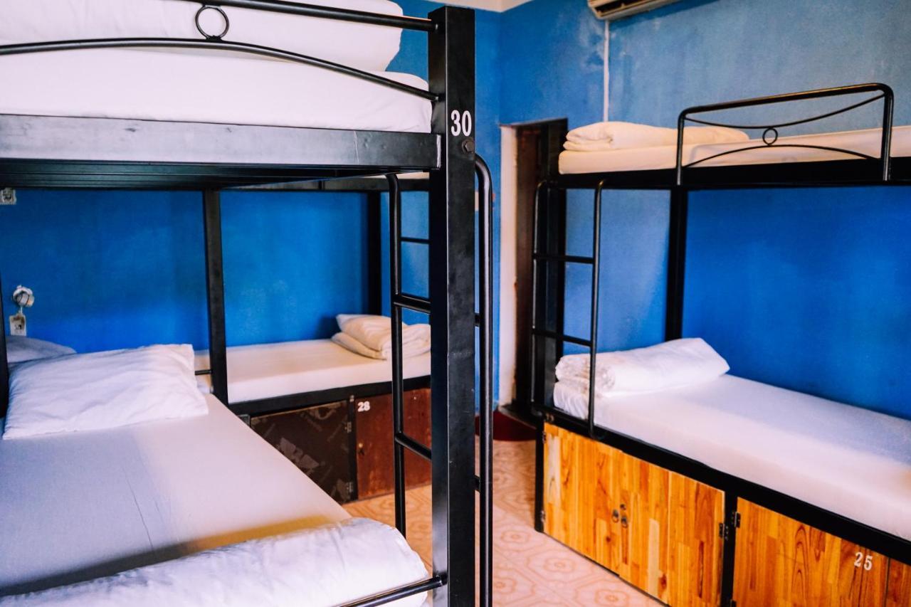 Vietnam Backpacker Hostels - フエ エクステリア 写真